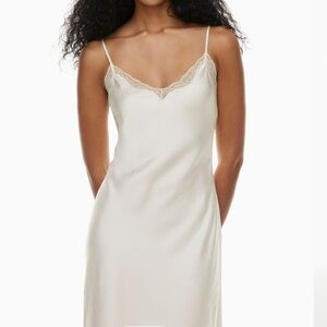 Wilfred NOPI SATIN DRESS in ivory/light birch